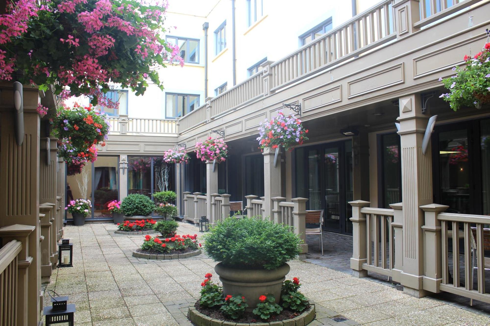 Talbot Hotel Stillorgan — Photos 2
